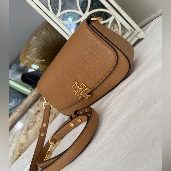 New Tory Burch Britten Convertible Crossbody Bag With Gold Hardware - Picture 4 of 11
